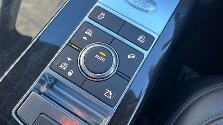 Land Rover Range Rover 3.0 SDV6 Autobiography 4dr Auto Diesel Estate